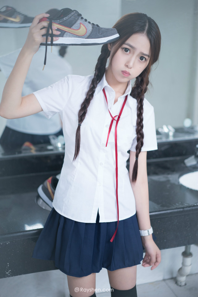 双马尾的清纯女生甜美图  第1张
