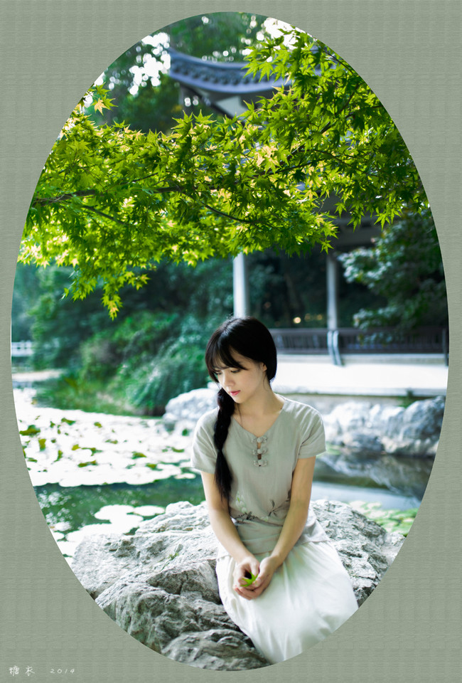 花园长裙飘飘美女  第11张