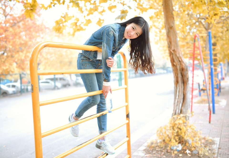 秋日清纯迷人长发美女  第16张