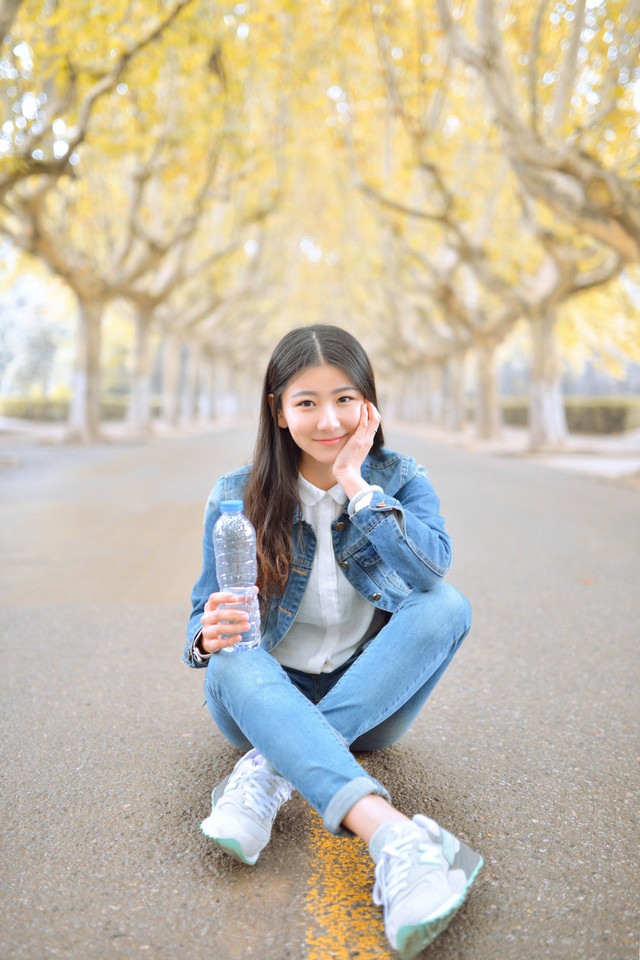 秋日清纯迷人长发美女  第14张