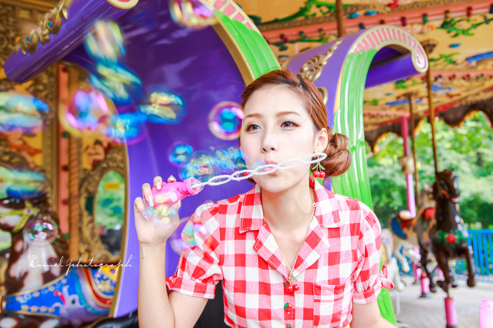 活力少女夏日俏皮图  第1张